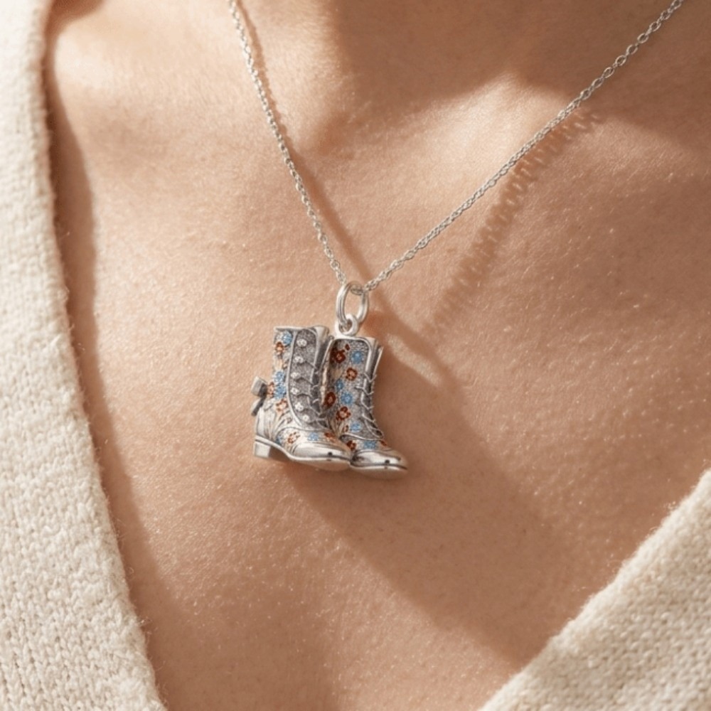 세련된 스테인리스 스틸 소재의 귀여운 만화 펜던트, 미 - Jewelry Making London 리뷰 및 가격